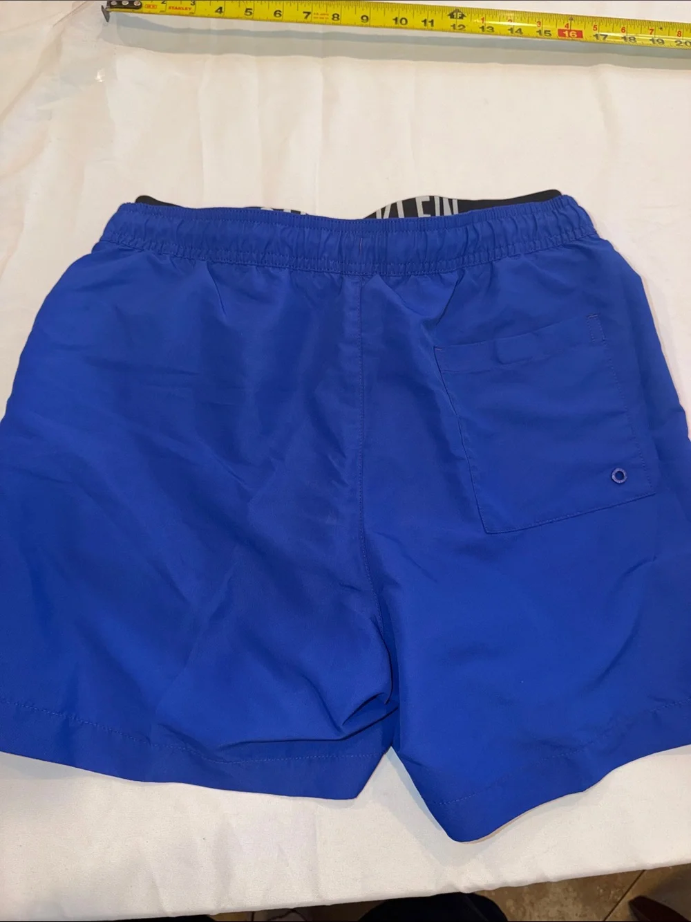 608104 Calvin Klein Men's classic blue swim or gym Shorts EUC